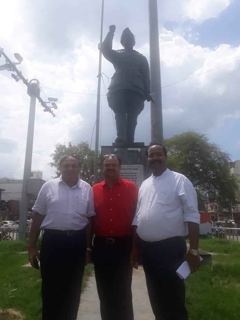Subhash will celebrate at the crossroads this time celebrating independence