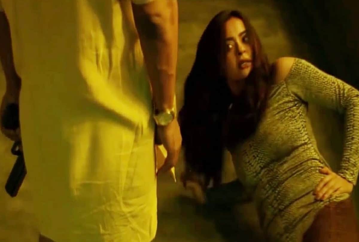 Surveen Chawla revealed shocking thing about pregnancy during Sacred Games shooting