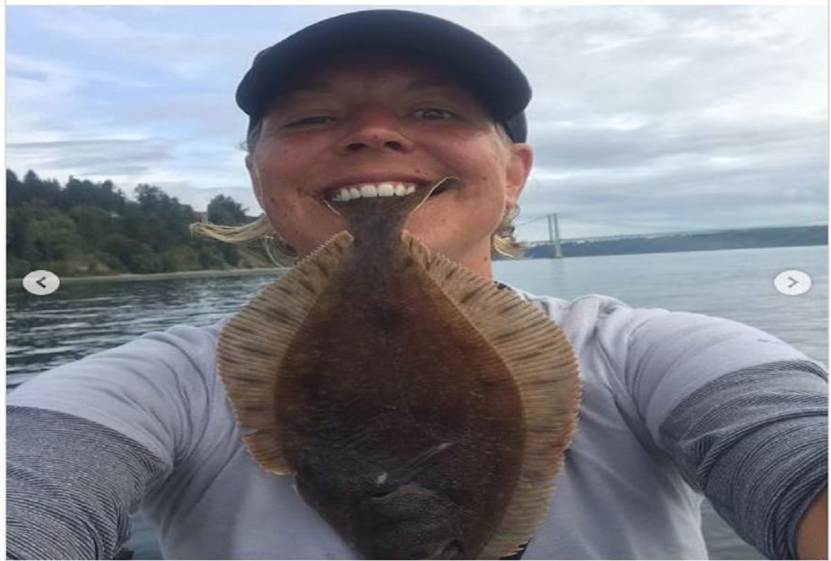 woman hospitalized after posing photo with octopus