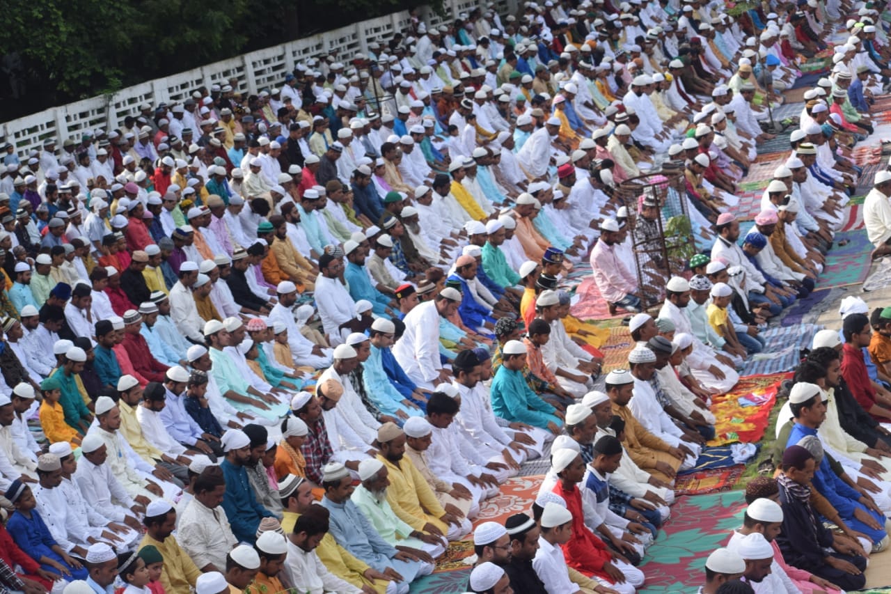 eid ul adha bakrid 2019 muslims perform namaz at mosques