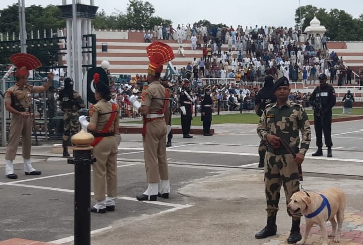 Pakistan Refused to Accept Sweets for Eid from BSF on Border, Bakrid 2019