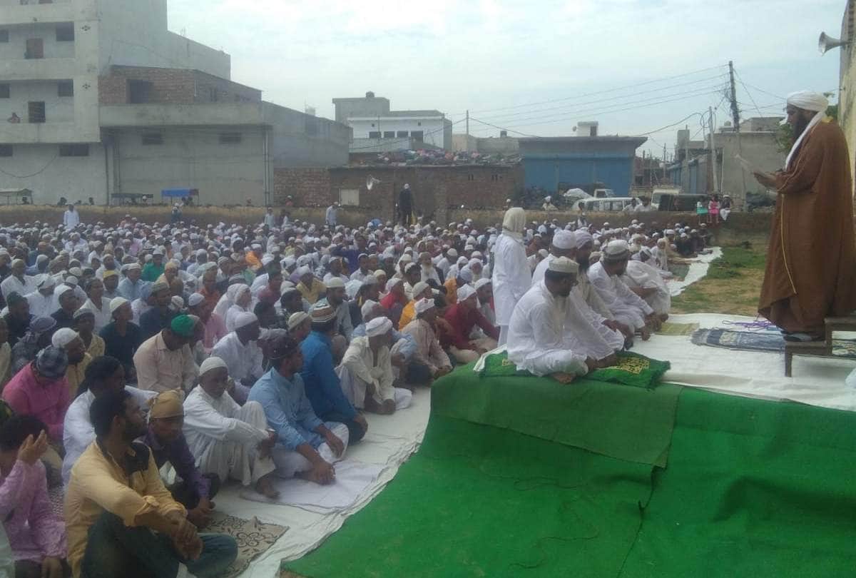 bakrid 2019 from mukhtar abbas naqvi to common man all offers namaz of eid al adha photos