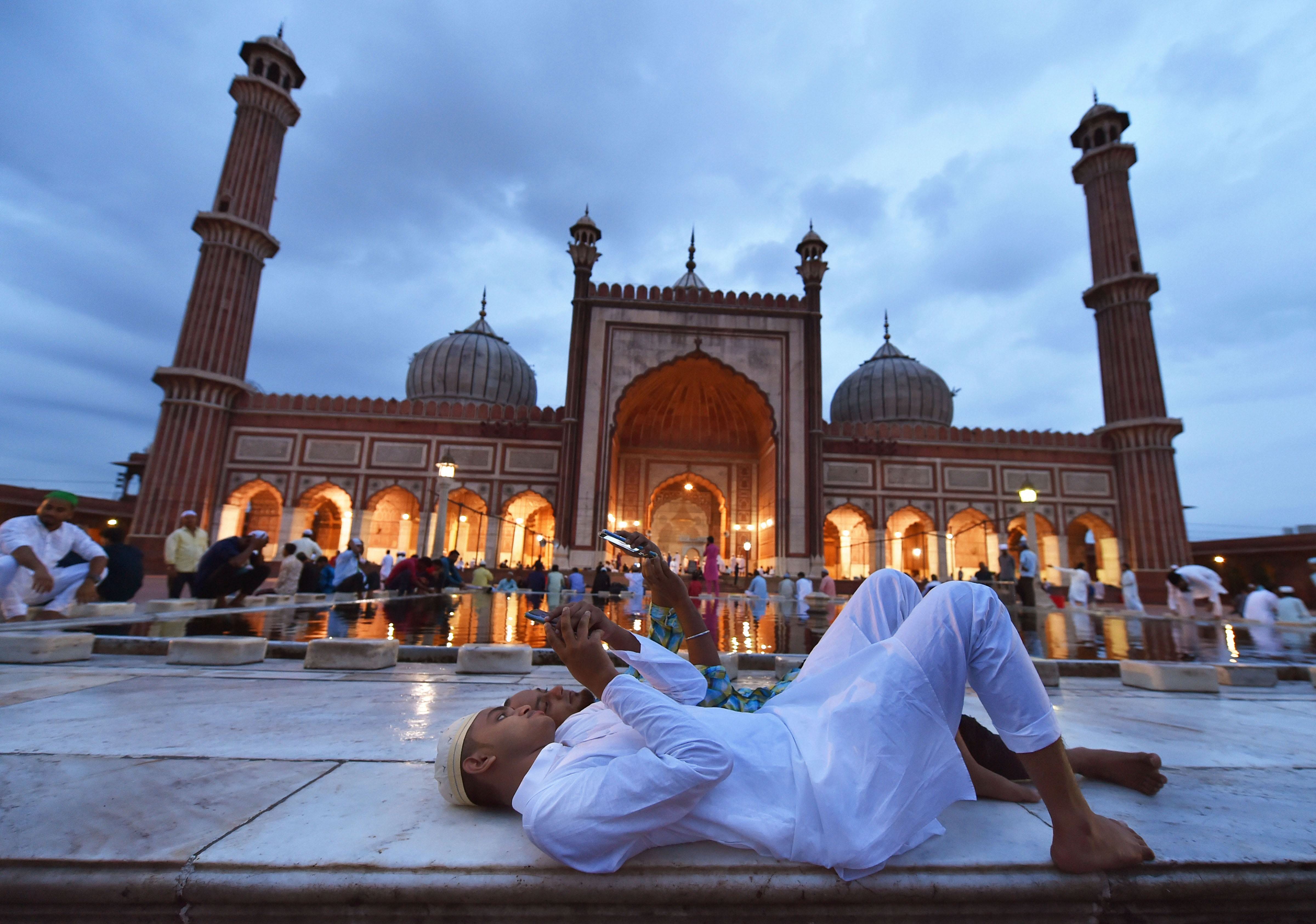 Eid ul adha 2019 bakrid celebration in india and rest of world see picture