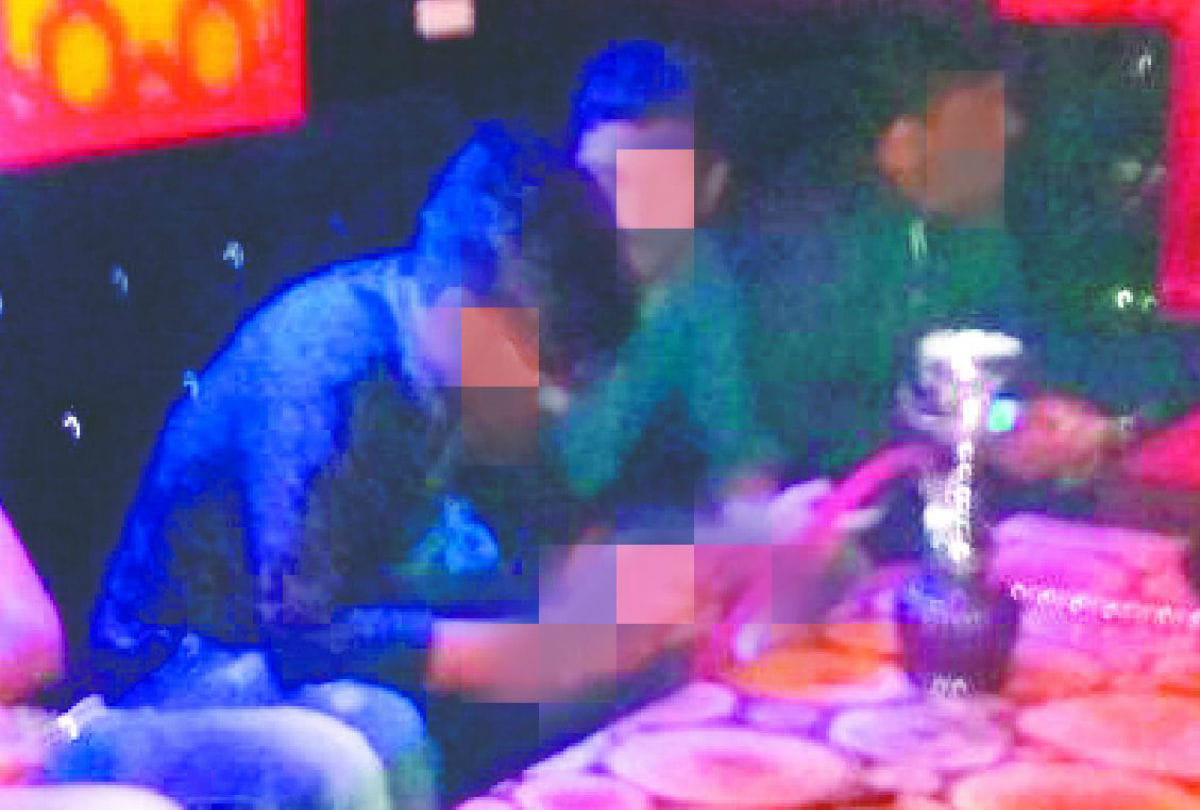 illegally hookah bars in gym and massage parlor in Agra