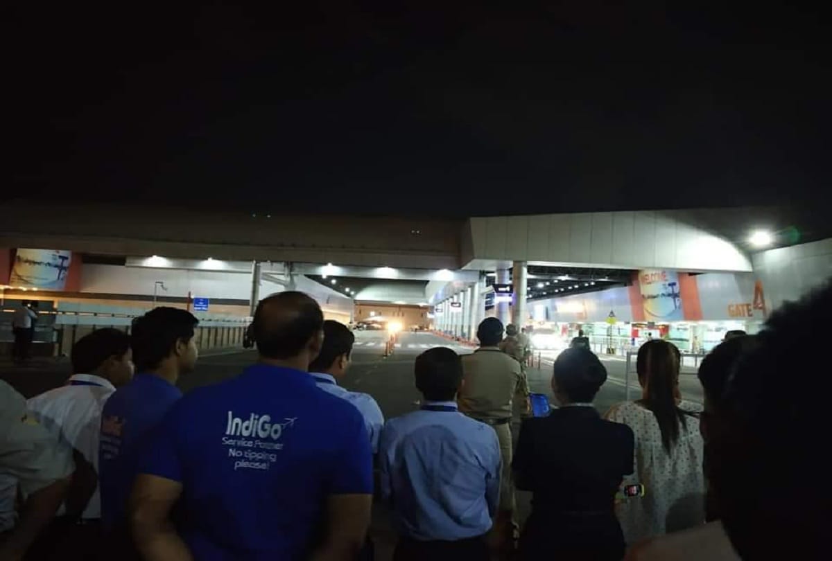 Hundreds of flights affected due to fog