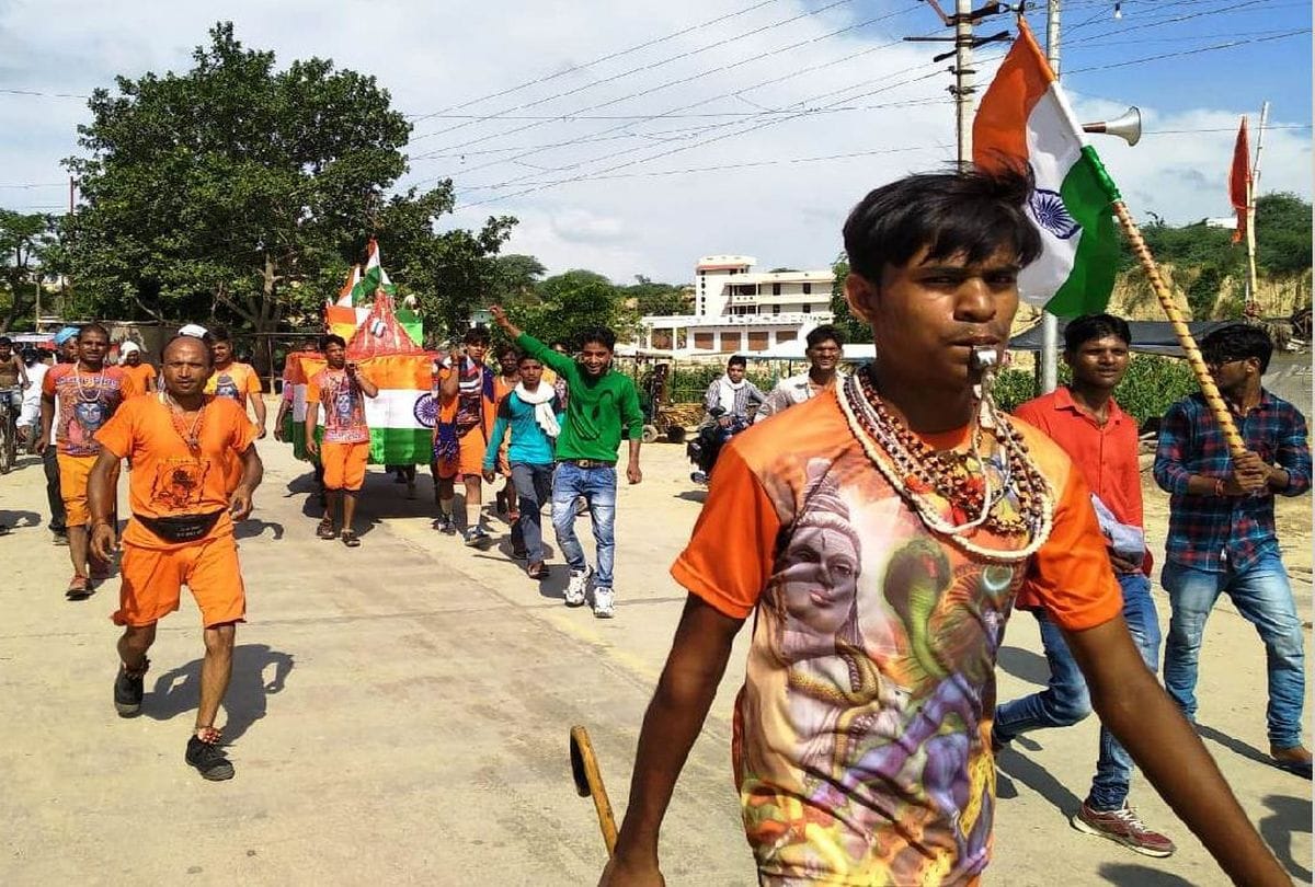 devotees gathered in bateshwar on last somvar of sawan 2019