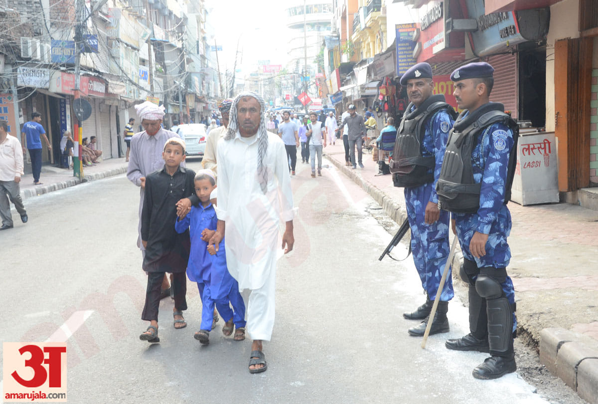 jammu kashmir bakrid visuals and photos, bakrid kashmir celebrations latest photos