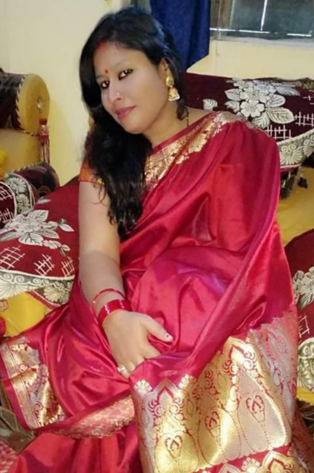 school teacher woman murder by attack on head dead body found lanka varanasi