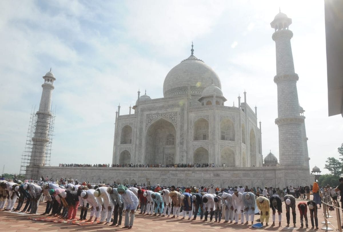 eid ul adha bakrid 2019 muslims perform namaz at mosques