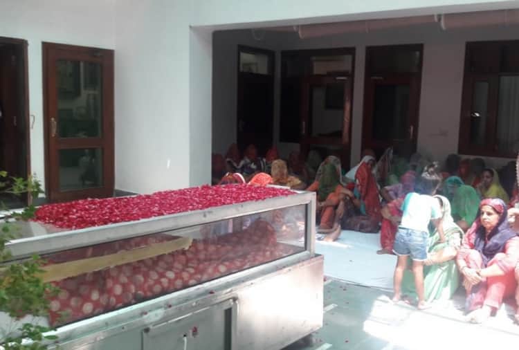 INLD, Former Haryana Chief Minister Om Prakash Chautala wife Snehlata Funeral