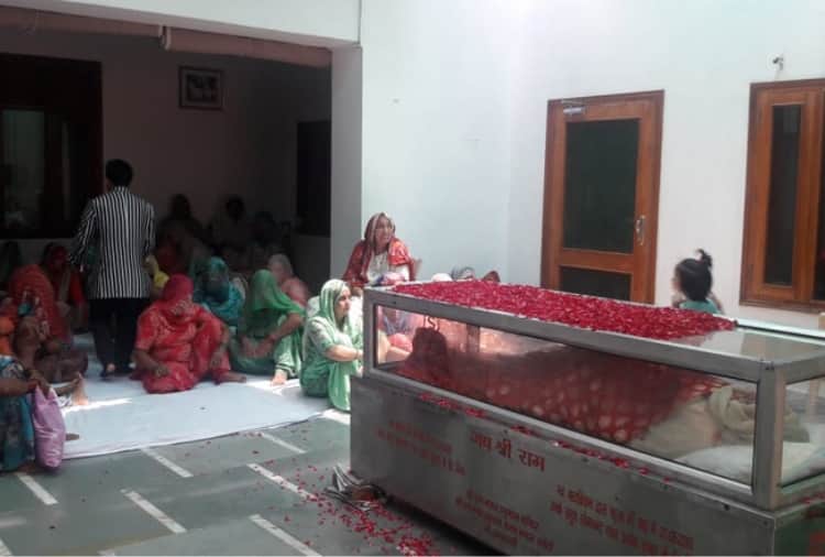 INLD, Former Haryana Chief Minister Om Prakash Chautala wife Snehlata Funeral