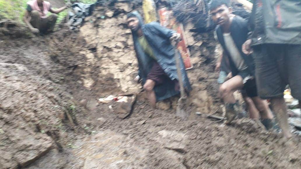 excess rain in uttarakhand chamoli many shop swept and six people died