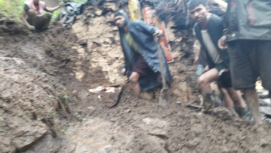 excess rain in uttarakhand chamoli many shop swept and six people died