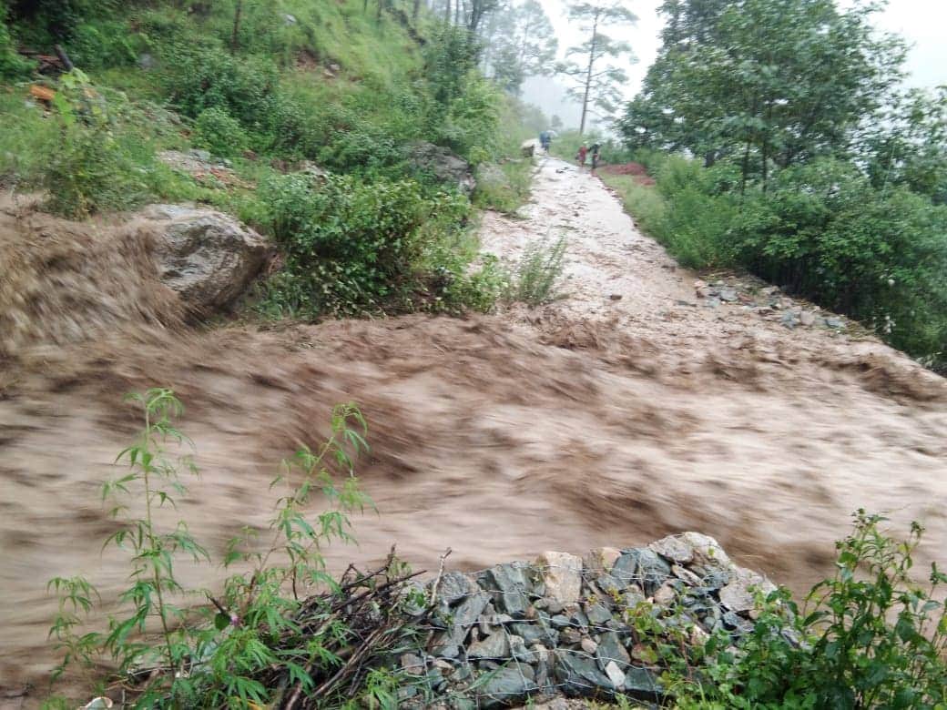 excess rain in uttarakhand chamoli many shop swept and six people died