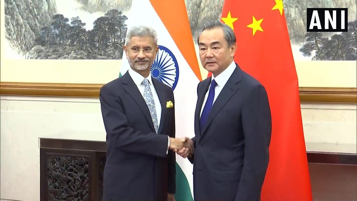 Who is Chinese Foreign Minister Wang yi, visited Tibet and LAC after long time