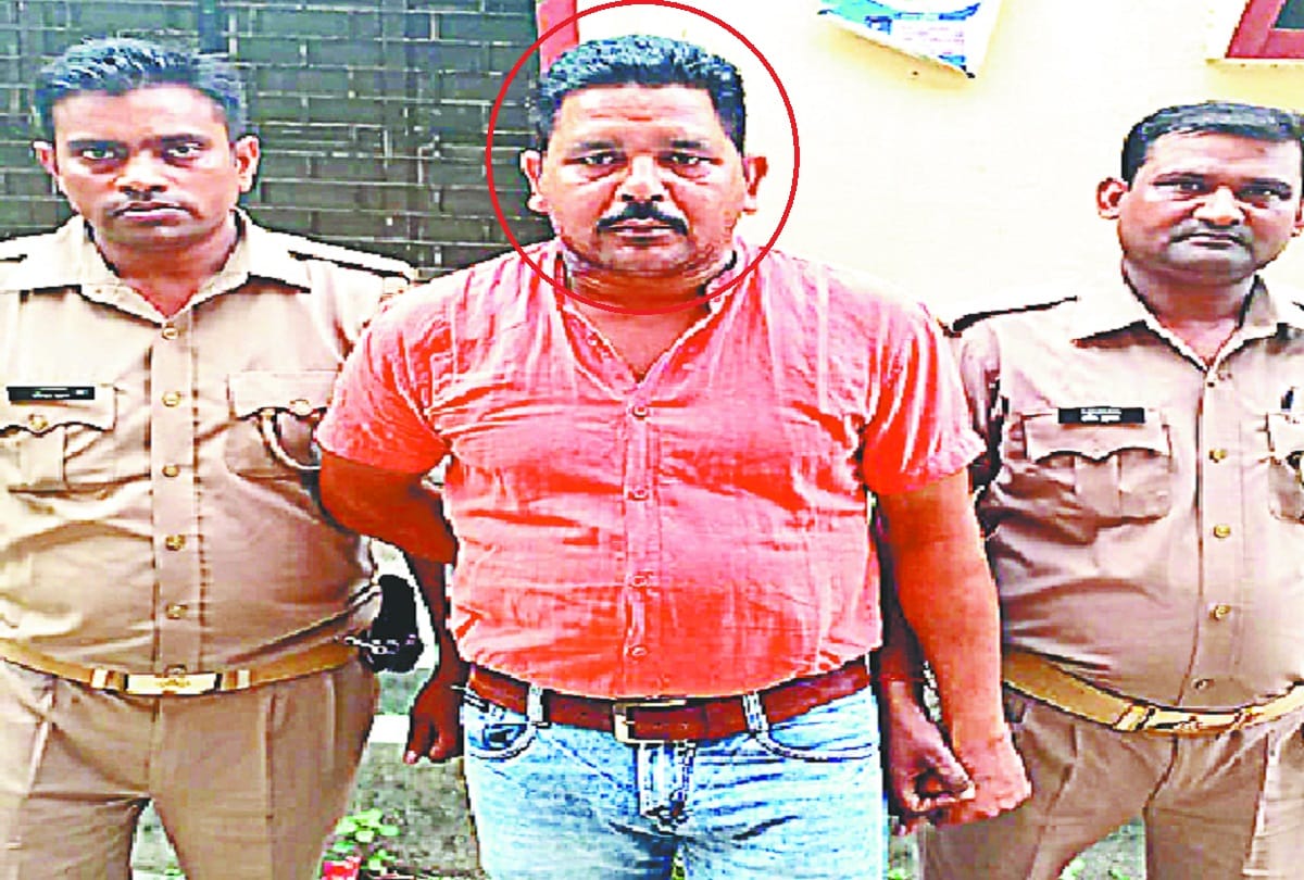 Home guard arrested and daroga and soldier suspended in pistol loot case at Saharanpur