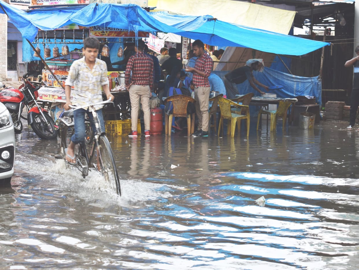 down pour in mainpuri