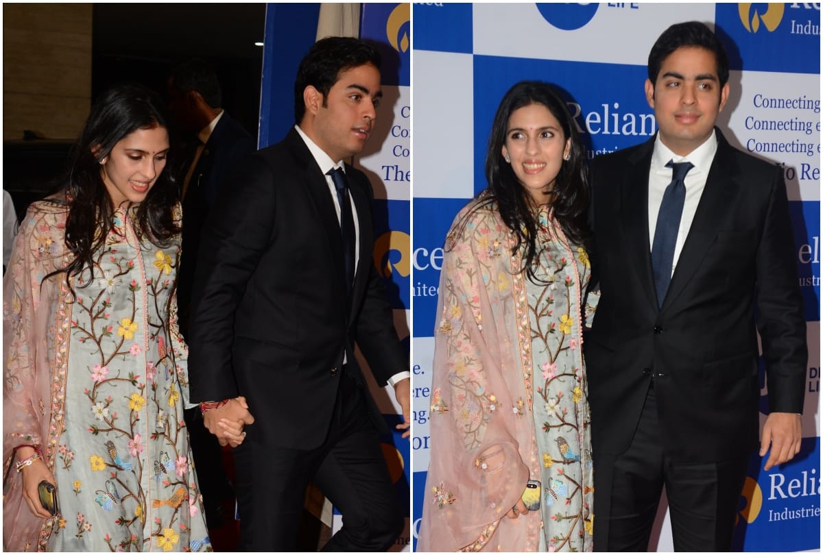 mukesh ambani and nita ambani with family in reliance agm meeting
