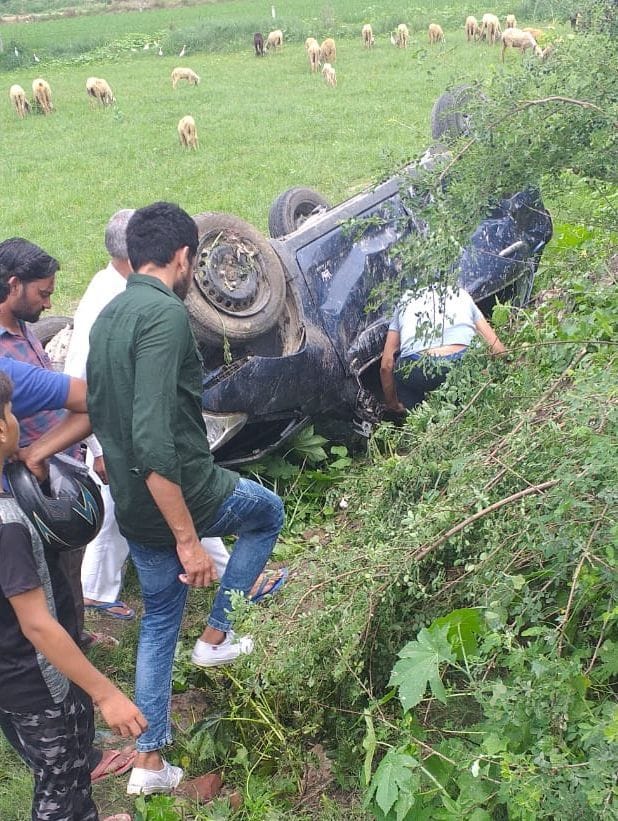 four people injured in car bycycle  accident and one died