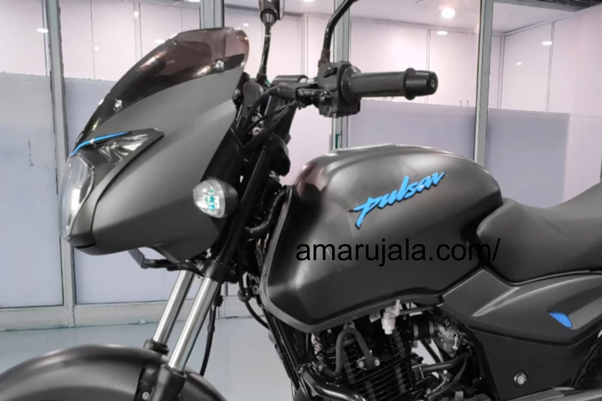 Bajaj Pulsar 125 Neon arrives at dealership, Price start Rs 65000 ex show room in pune