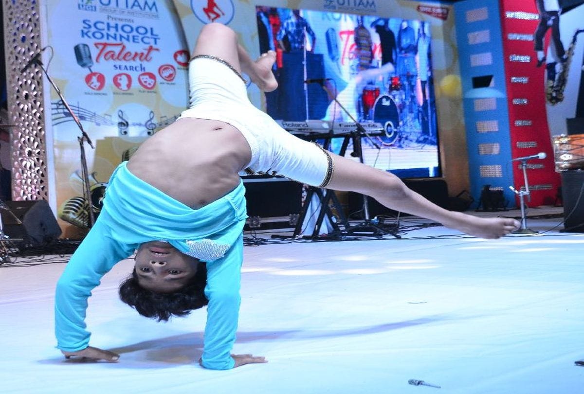 Amar Ujala School Connect Talent Search Grand finale in Agra