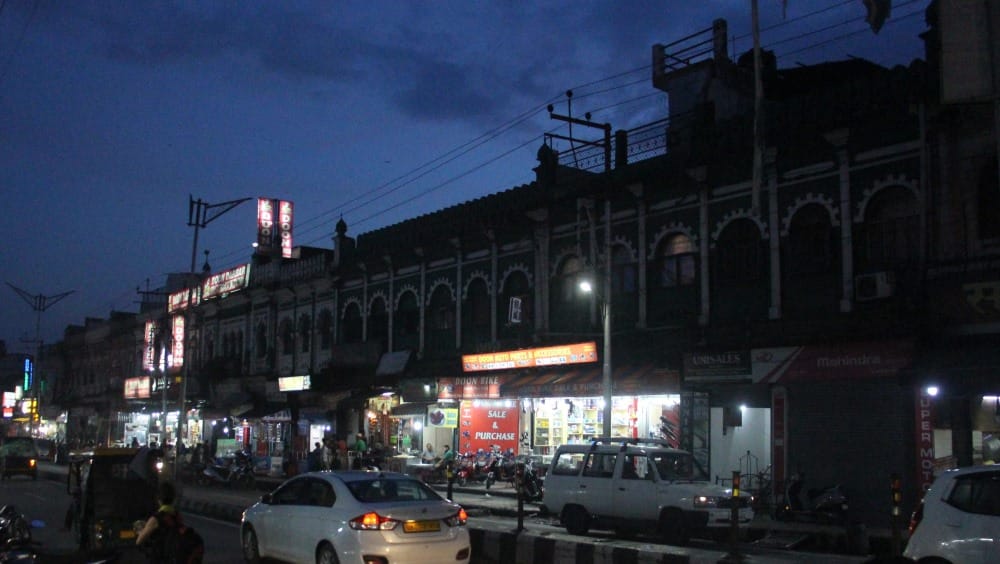 Tales of Laila-Majnu and Laila Wali Gali are also famous in Dehradun