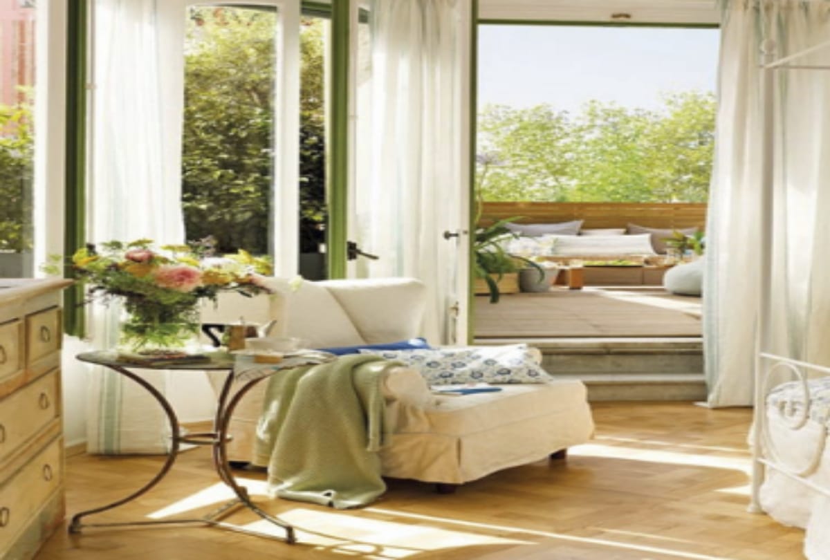 according to vastu shastra sun rays is important