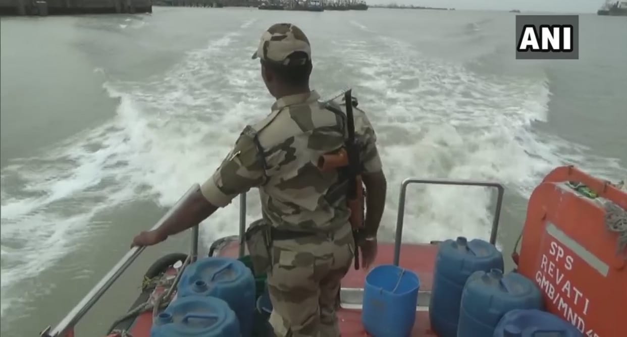 terror alert Fear of terrorist intrusion in Kutch Gujarat Central Intelligence Bureau alerts police