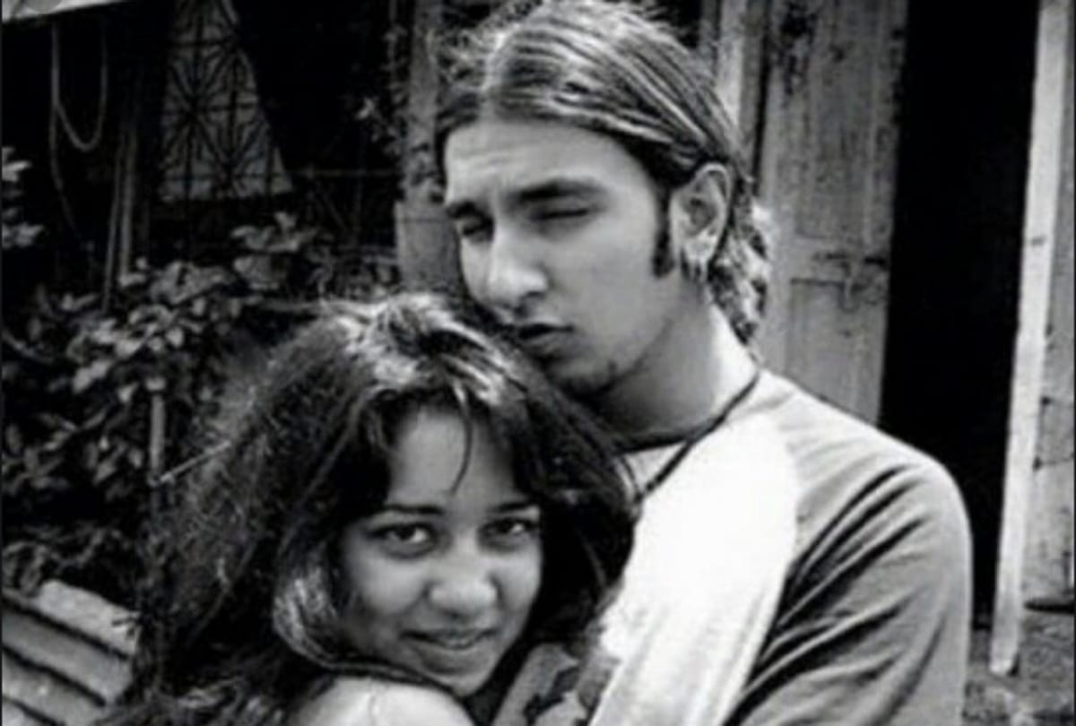 Shah rukh Khan to Ranbir Kapoor these bollywood actors college time photo