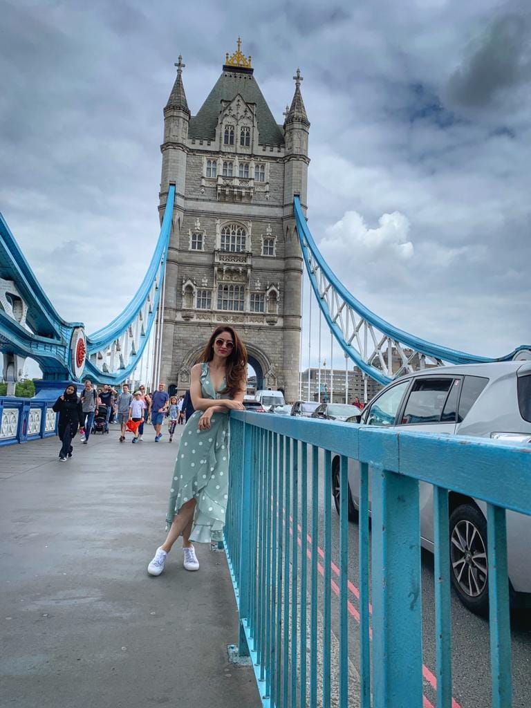 Salman Khan actress sandeepa dhar seen in 175th Broadway Show in London