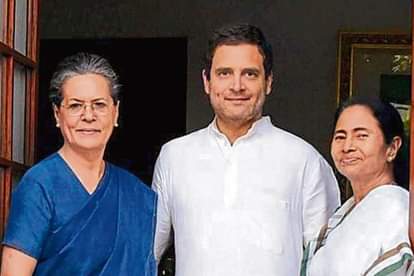 सोनिया गांधी-राहुल गांधी-ममता बनर्जी (फाइल फोटो)