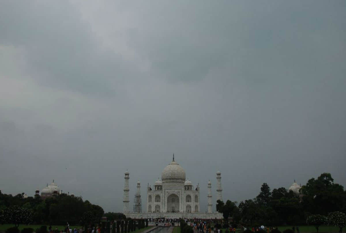 weather update air quality index improved due to drizzling rain in agra