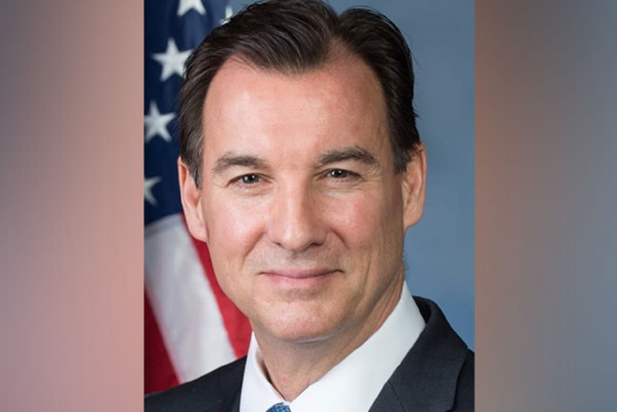 Congressman Tom Suozzi publicly apologised with Indian Americans over his Kashmir remark