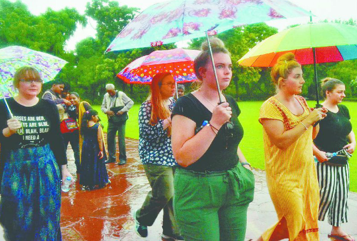 Rain in Agra Tourist Relief From Humidity Weather Forecast Today