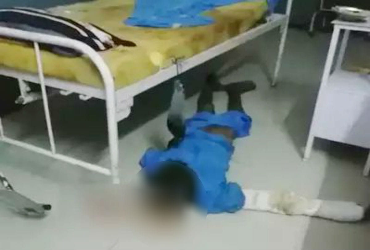 unconscious patient fell from bed on the floor due to negligence of mathura district hospital staff