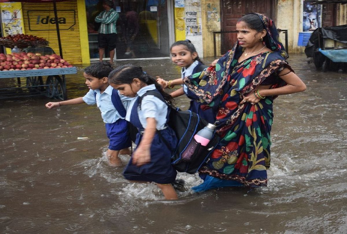 heavy rain in kasganj