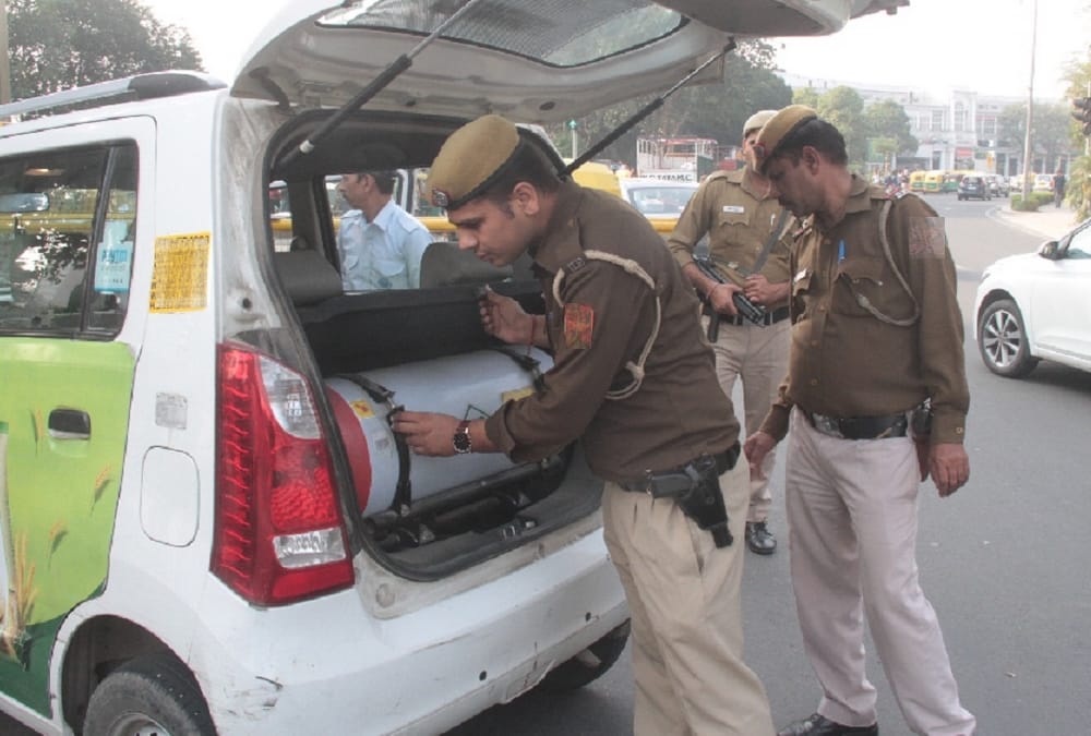 Alert before Independence Day in Uttar Pradesh.