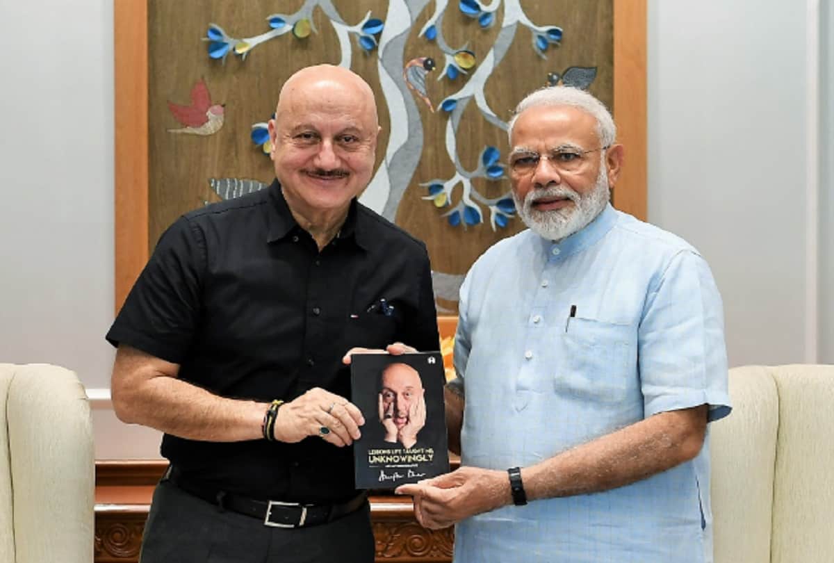 Anupam Kher meets PM Modi and gift his autobiography