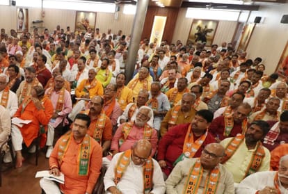 BJP's popularity goes high after removing 370 from Kashmir.