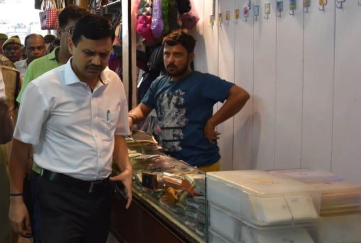 campaign against polythene in lucknow