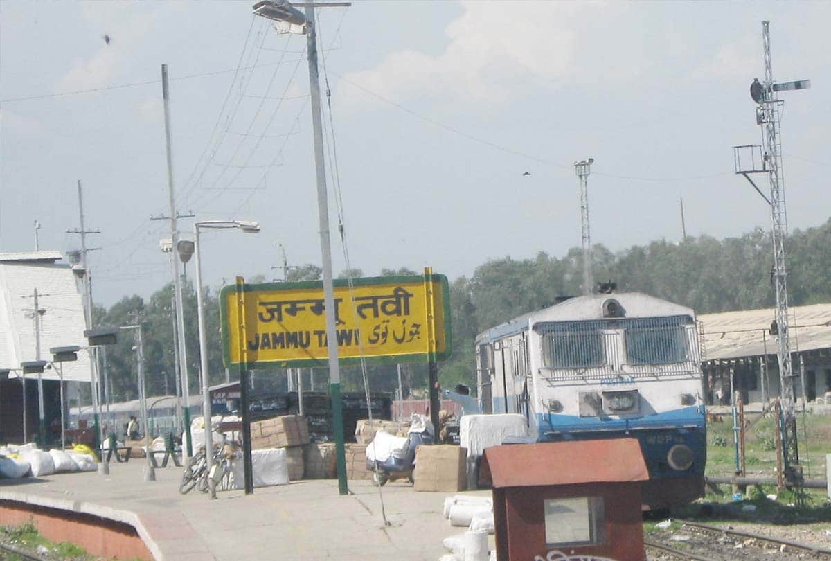 Jammu and Kashmir: Arbitrary fare being charged in auto, Rs 350 from railway station to airport and Rs 200 till bus stand