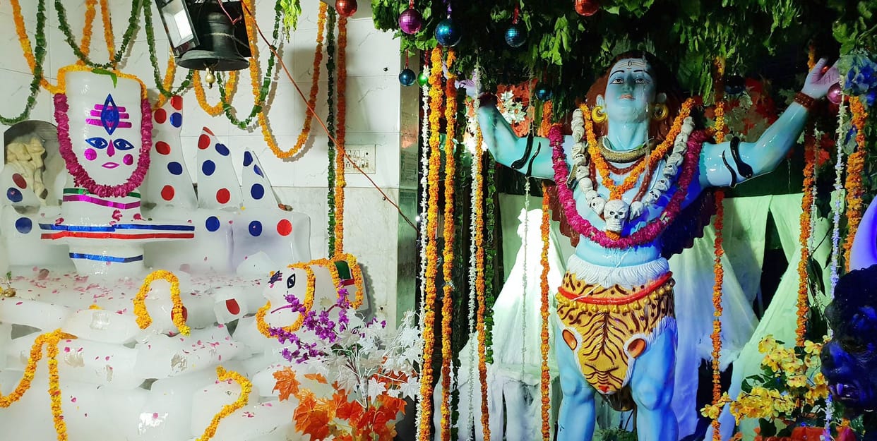 shiv pooja in ice decoration