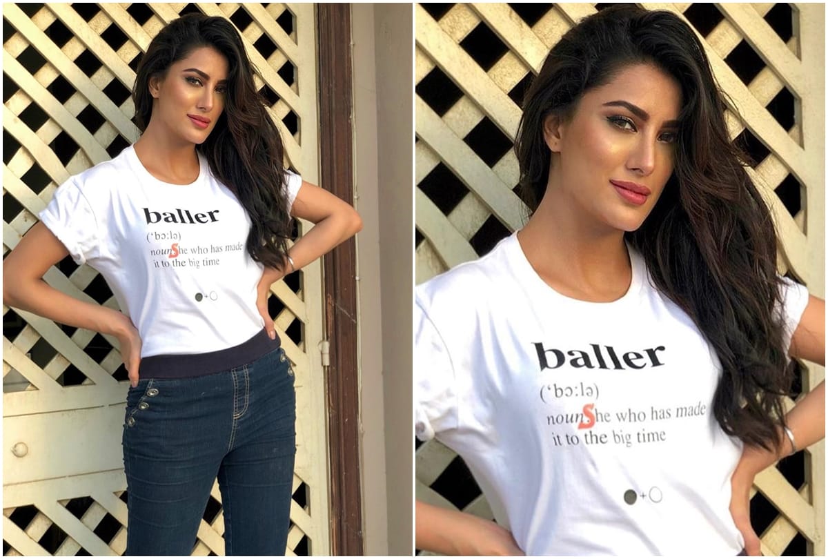pakistani actress mehwish hayat comment on Hollywood and Bollywood