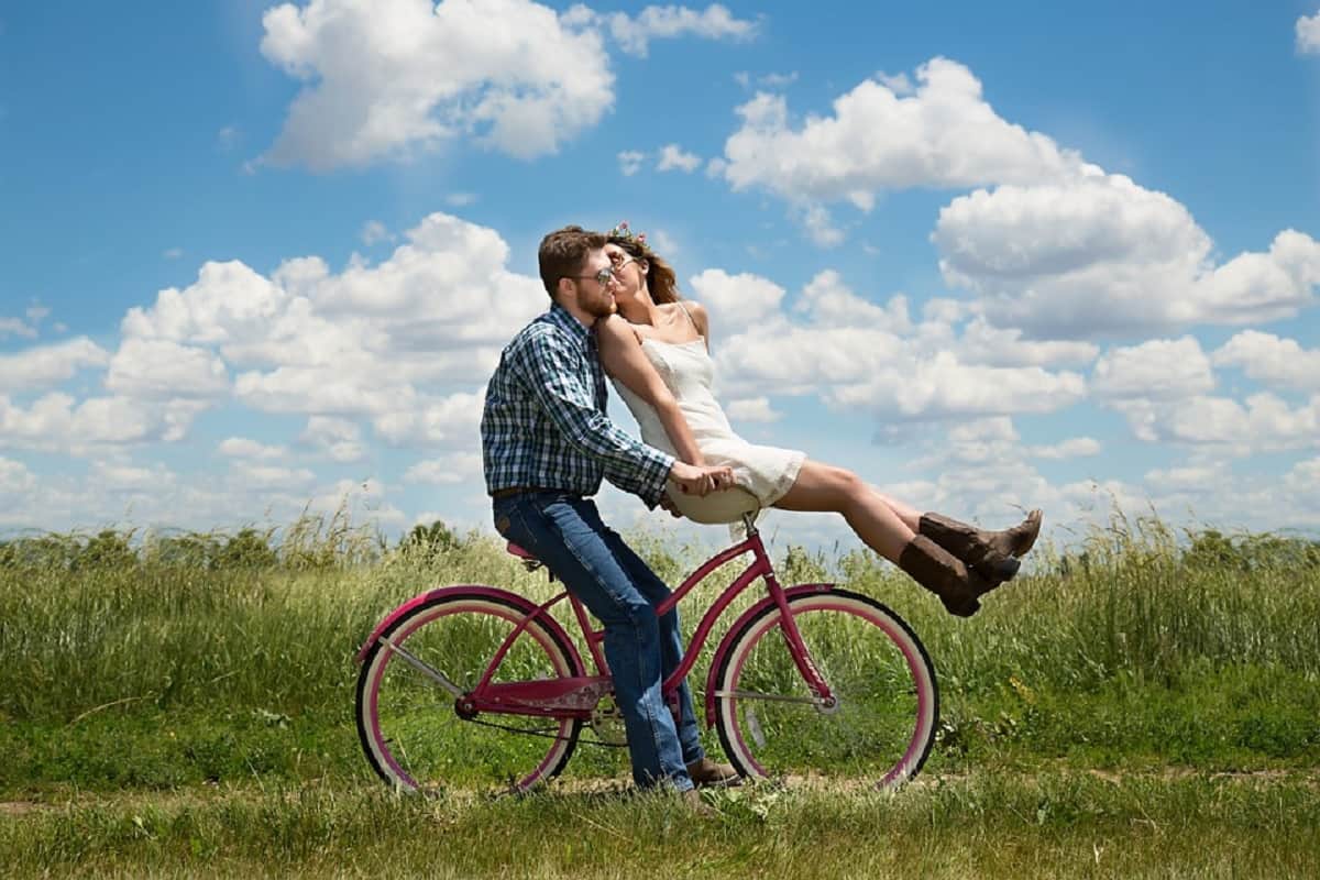 Reasons of Boys and girls cheating in relationship