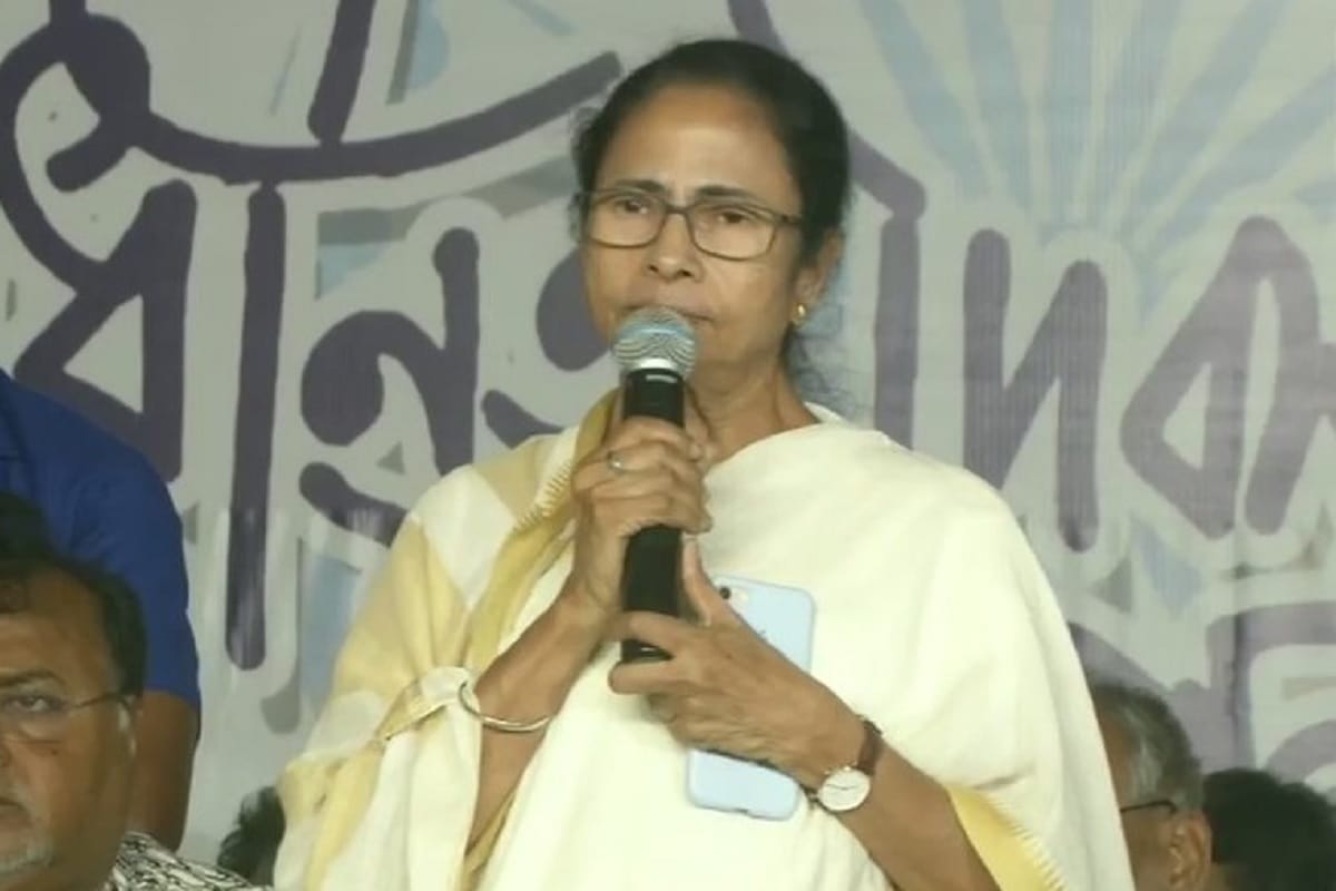 Whatsapp Spying Case: Mamta Banerjee attacks central government, said My phone is also being tapped