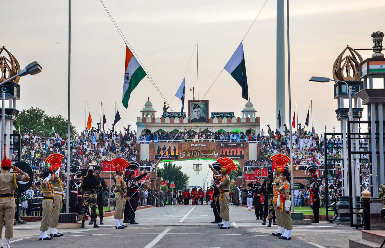 Independence Day: Wagah border immersed in patriotism, people chant 'Bharat Mata ki Jai'