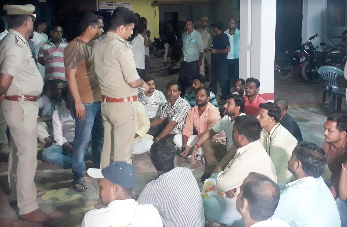 bjp workers and people angry for indecent comment on Lord Ram and CM in bhadohi