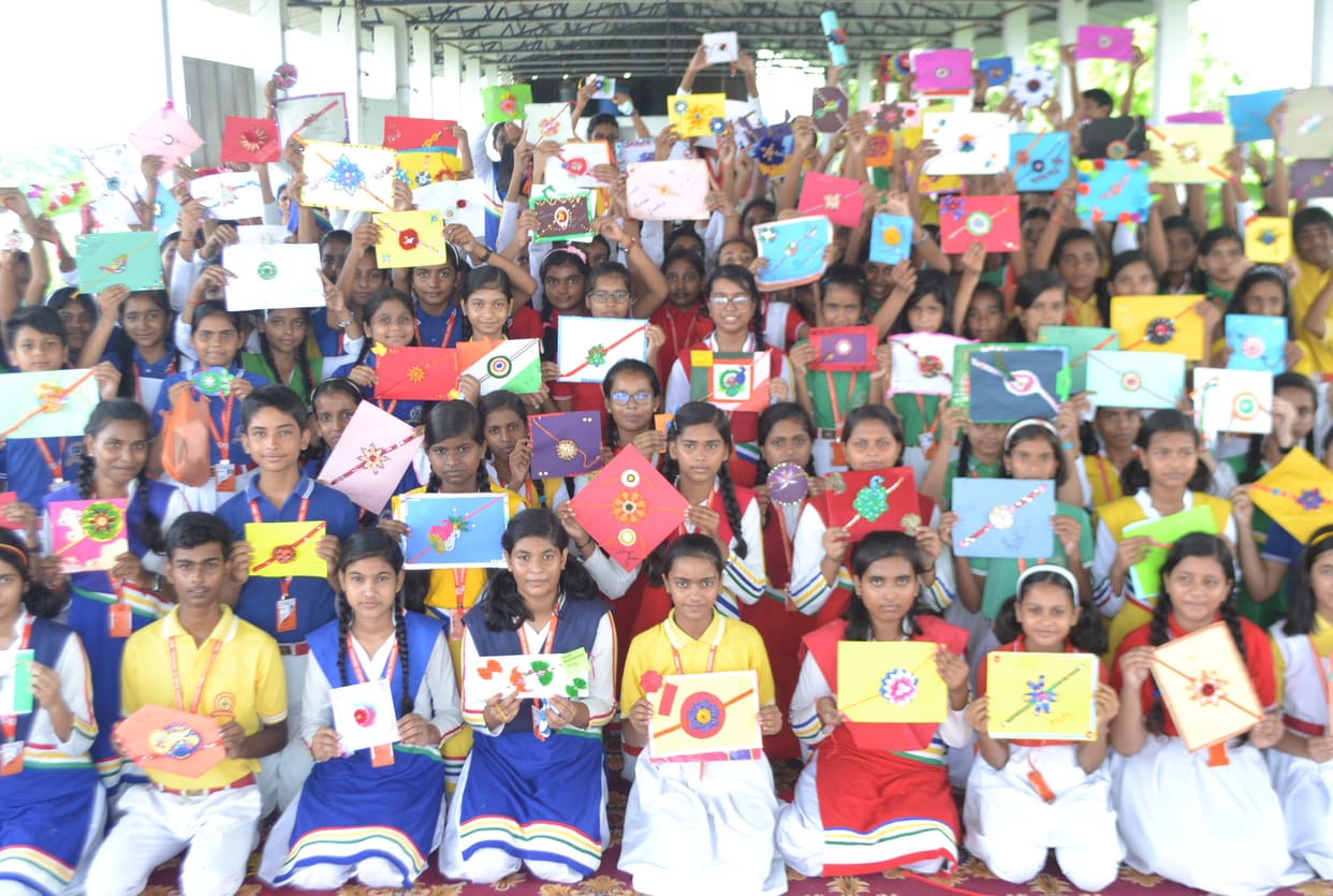 msu news rakhi compatition