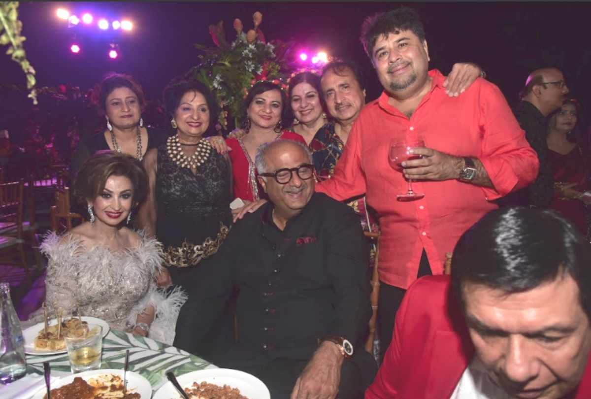 boney kapoor and khushi kapoor reached bali for rakhee punjabi son wedding