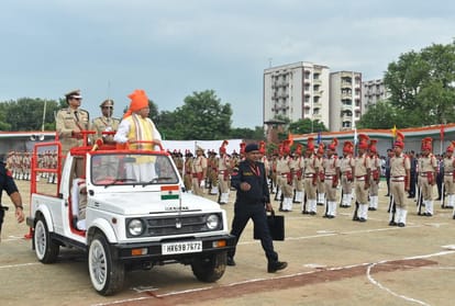 73th Independence Day 2019 Haryana CM Manohar lal Hoisted National Flag in Sonipat
